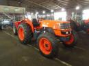 クボタUSA　M5400D　4WD